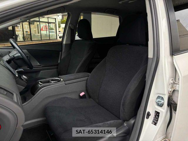 Toyota PRIUS ALPHA 2014-03 8745383-20
