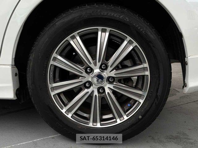 Toyota PRIUS ALPHA 2014-03 8745383-23
