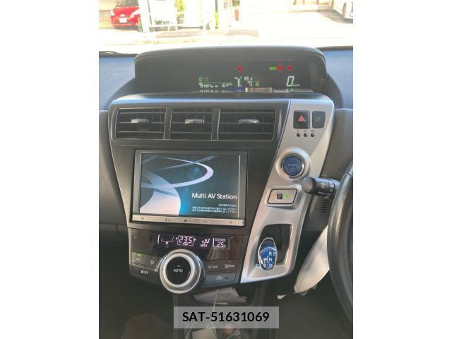 Toyota PRIUS ALPHA 2013-02 8745396-17