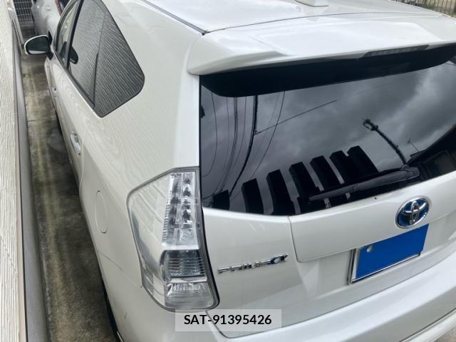 Toyota PRIUS ALPHA 2012-02 8745386-9