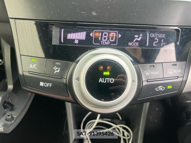 Toyota PRIUS ALPHA 2012-02 8745386-20