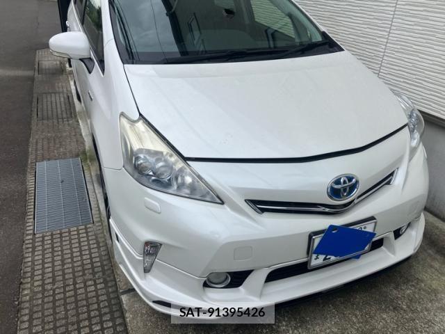 Toyota PRIUS ALPHA 2012-02 8745386-2