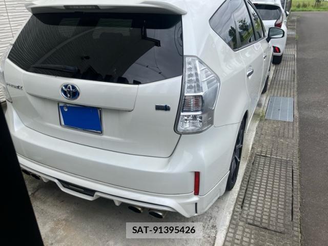 Toyota PRIUS ALPHA 2012-02 8745386-8