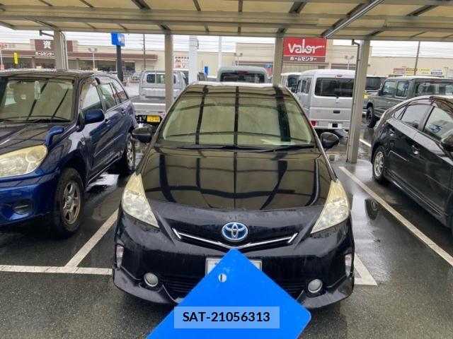 Toyota PRIUS ALPHA 2014-01 8745391-1