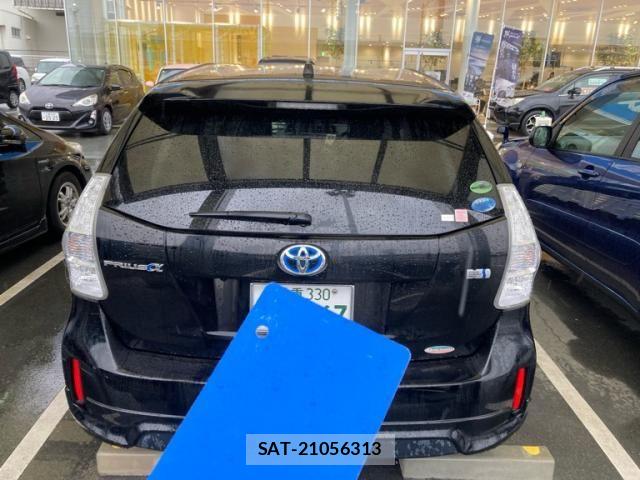 Toyota PRIUS ALPHA 2014-01 8745391-6