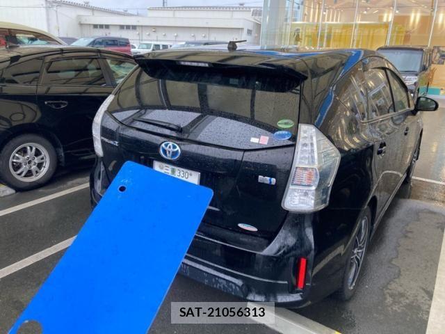 Toyota PRIUS ALPHA 2014-01 8745391-7