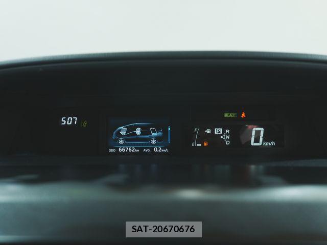 Toyota PRIUS ALPHA 2018-03 8745371-9