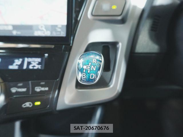 Toyota PRIUS ALPHA 2018-03 8745371-16