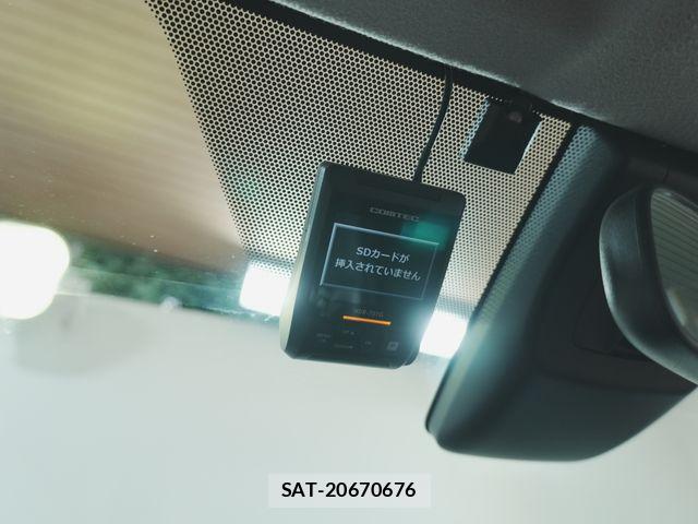 Toyota PRIUS ALPHA 2018-03 8745371-22