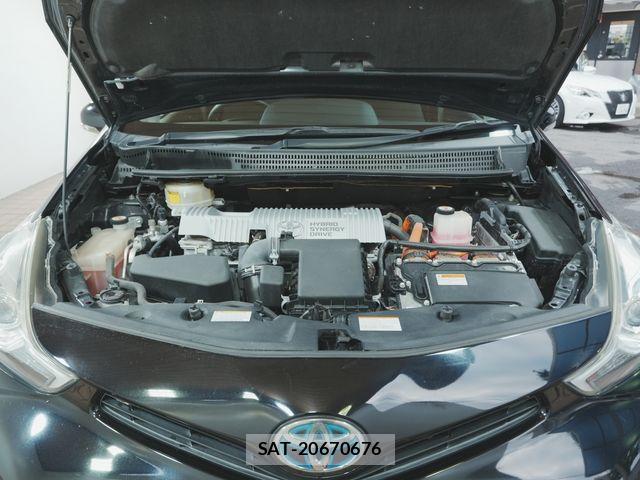 Toyota PRIUS ALPHA 2018-03 8745371-24