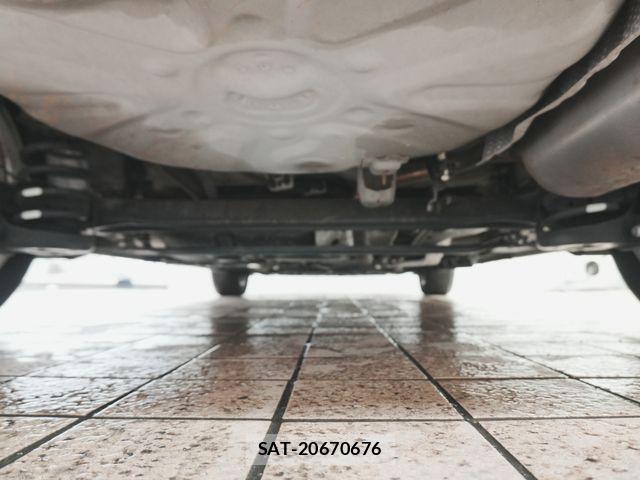 Toyota PRIUS ALPHA 2018-03 8745371-26