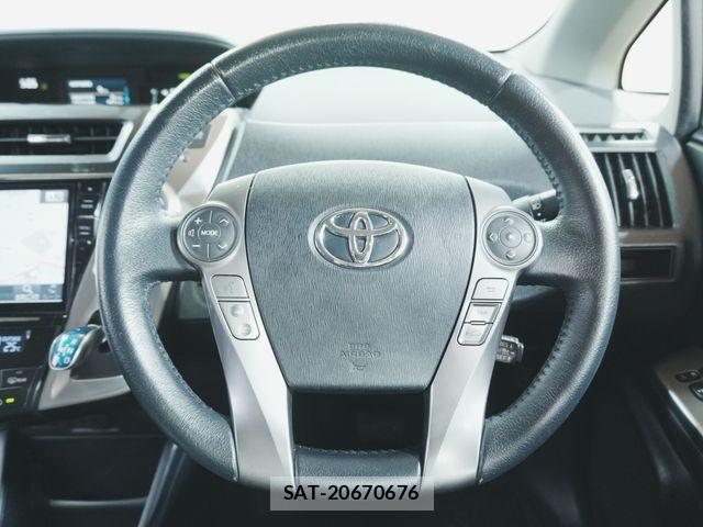 Toyota PRIUS ALPHA 2018-03 8745371-7