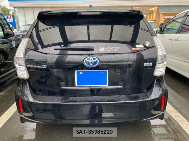 Toyota PRIUS ALPHA 2013-10 8745387-3