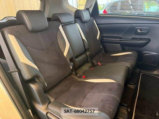 Toyota PRIUS ALPHA 2015-07 8745372-11
