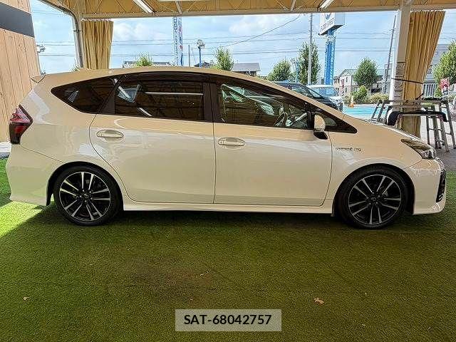 Toyota PRIUS ALPHA 2015-07 8745372-16