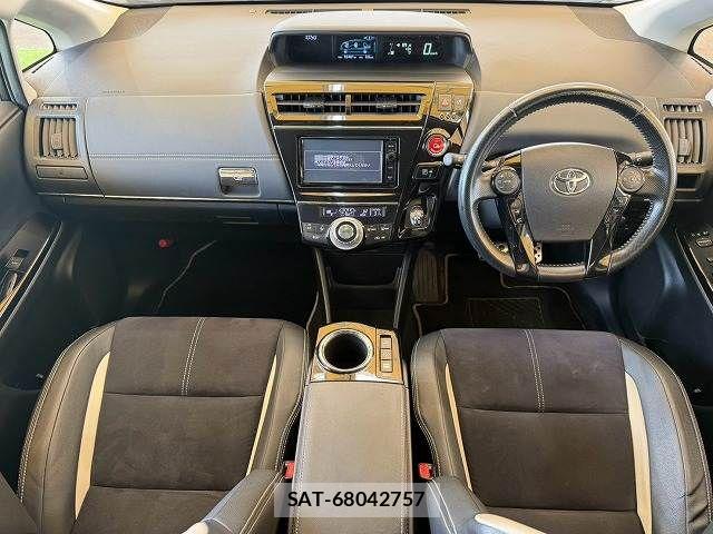 Toyota PRIUS ALPHA 2015-07 8745372-1