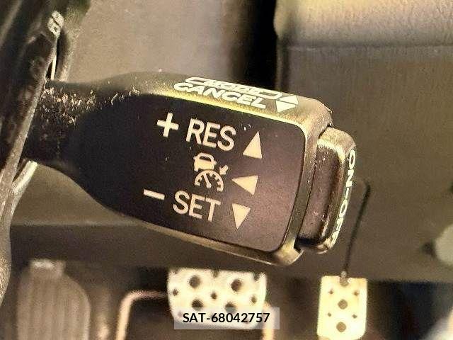 Toyota PRIUS ALPHA 2015-07 8745372-5