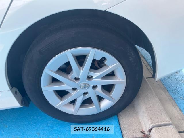 Toyota PRIUS ALPHA 2015-05 8745379-6