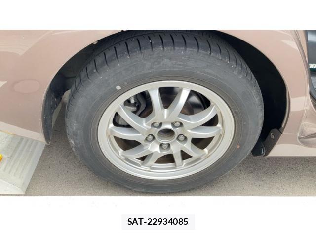 Toyota PRIUS ALPHA 2015-12 8745385-18