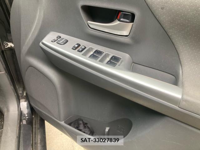 Toyota PRIUS ALPHA 2012-01 8745398-9
