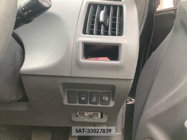 Toyota PRIUS ALPHA 2012-01 8745398-10