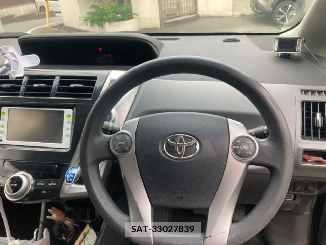 Toyota PRIUS ALPHA 2012-01 8745398-11