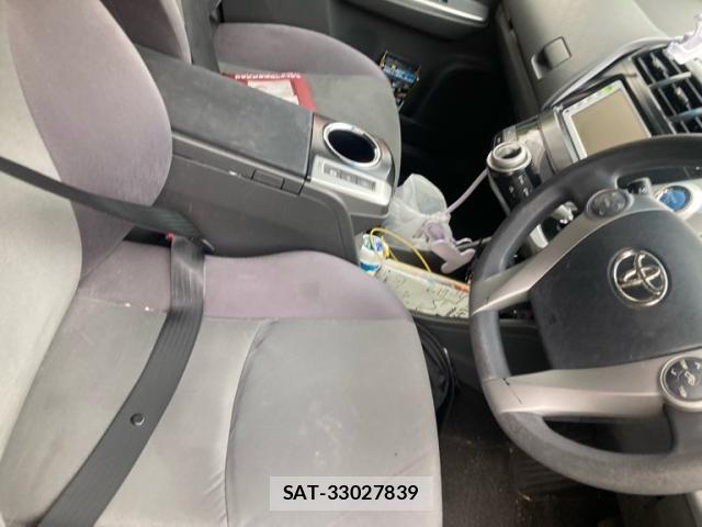 Toyota PRIUS ALPHA 2012-01 8745398-12
