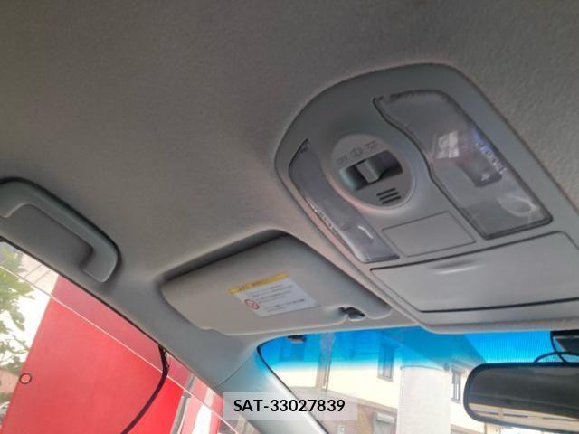 Toyota PRIUS ALPHA 2012-01 8745398-17