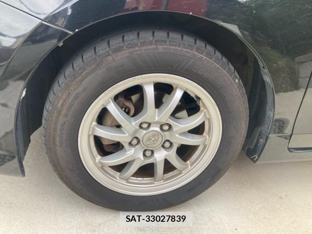 Toyota PRIUS ALPHA 2012-01 8745398-4