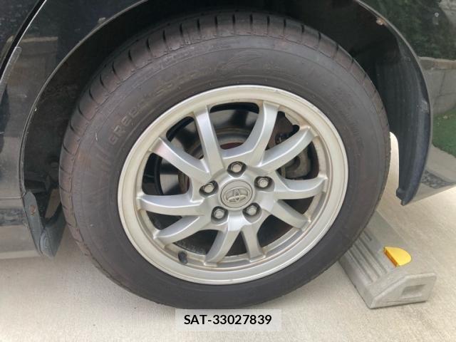 Toyota PRIUS ALPHA 2012-01 8745398-5