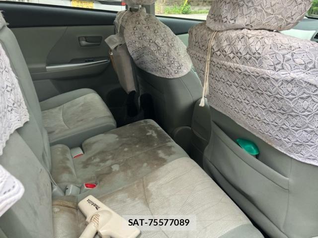 Toyota PRIUS ALPHA 2011-11 8745399-10