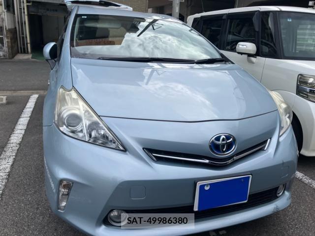 Toyota PRIUS ALPHA 2012-12 8745400-1