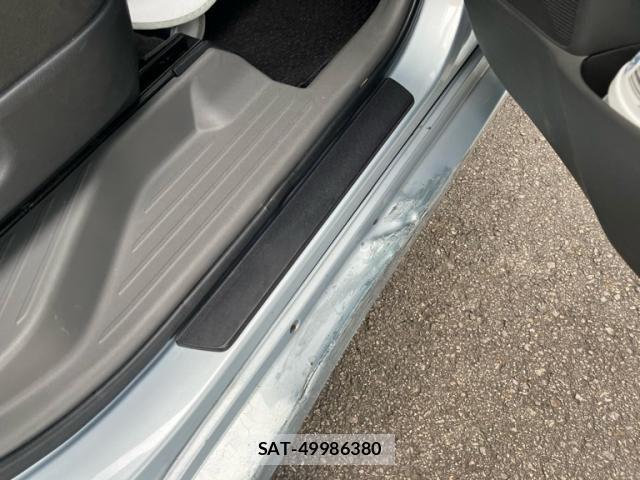 Toyota PRIUS ALPHA 2012-12 8745400-23