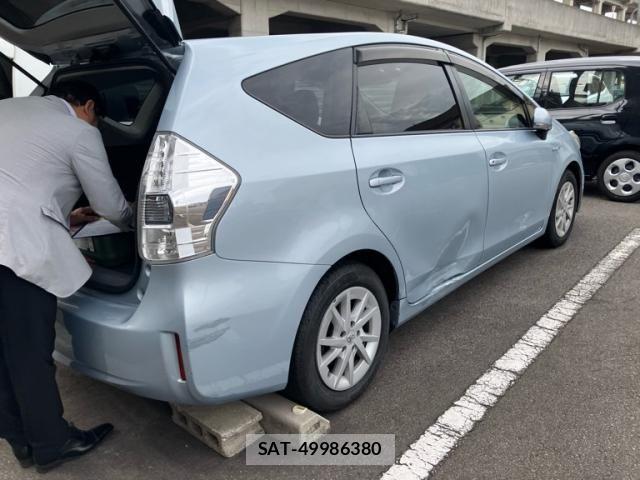 Toyota PRIUS ALPHA 2012-12 8745400-4
