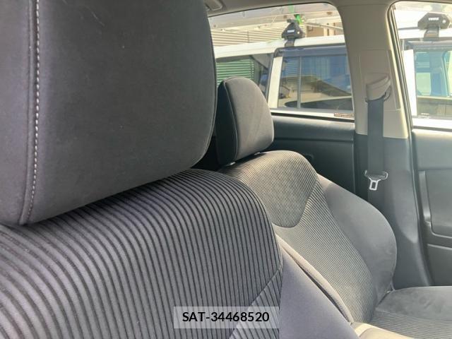 Toyota PRIUS ALPHA 2015-05 8745382-12