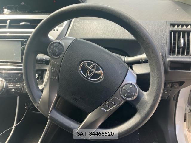 Toyota PRIUS ALPHA 2015-05 8745382-15