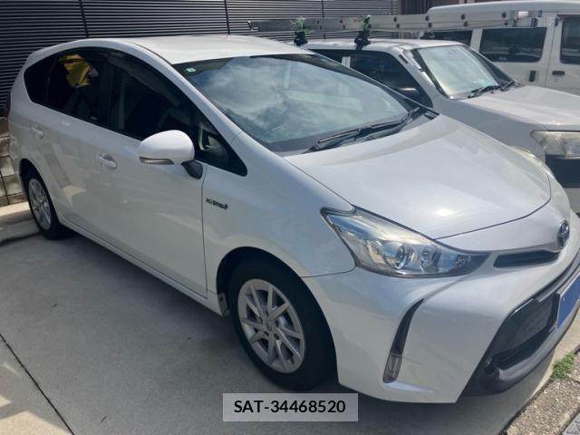 Toyota PRIUS ALPHA 2015-05 8745382-1