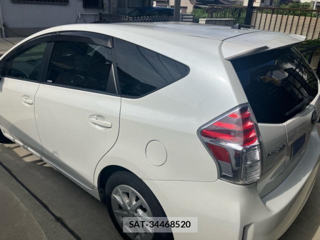 Toyota PRIUS ALPHA 2015-05 8745382-3