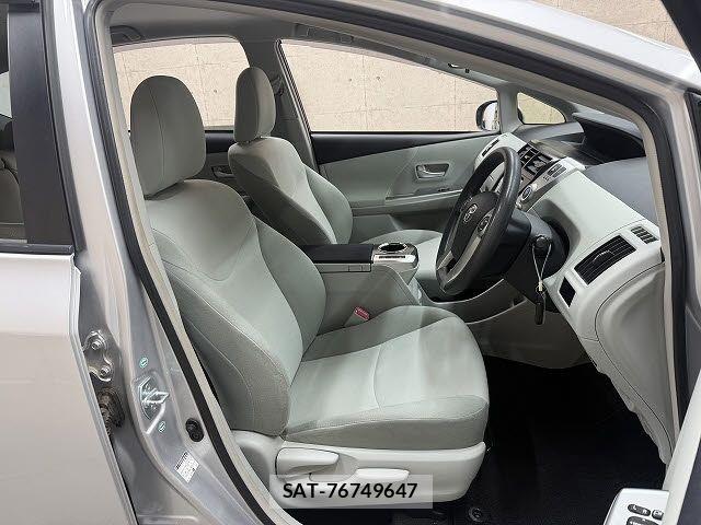 Toyota PRIUS ALPHA 2014-02 8745381-7