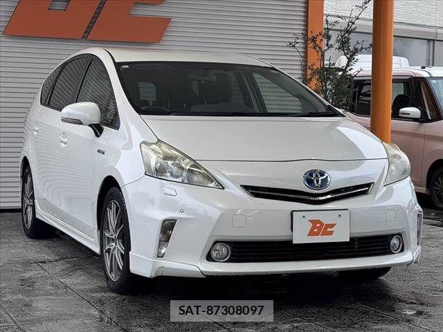 Toyota PRIUS ALPHA 2012-03 8745388-9