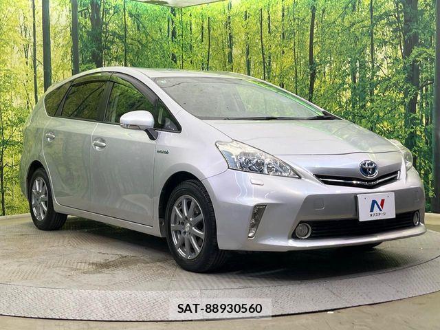 Toyota PRIUS ALPHA 2013-06 8745378-15
