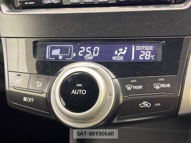 Toyota PRIUS ALPHA 2013-06 8745378-7