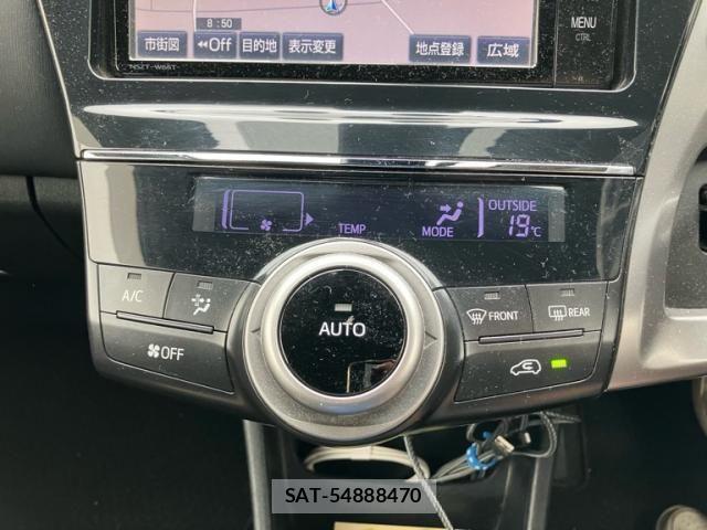 Toyota PRIUS ALPHA 2018-05 8745374-17
