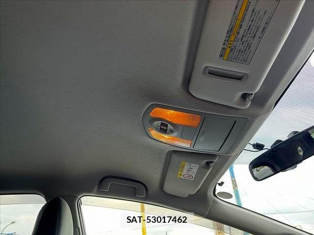 Toyota PRIUS ALPHA 2014-10 8745377-22