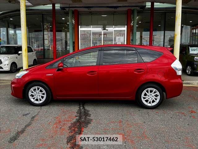 Toyota PRIUS ALPHA 2014-10 8745377-4