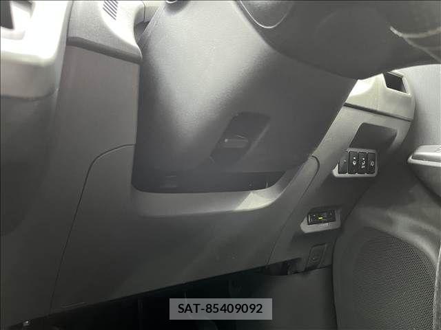 Toyota PRIUS ALPHA 2013-10 8745375-17