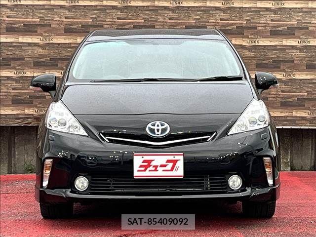Toyota PRIUS ALPHA 2013-10 8745375-1