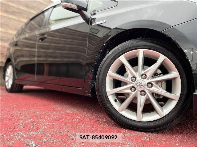 Toyota PRIUS ALPHA 2013-10 8745375-8