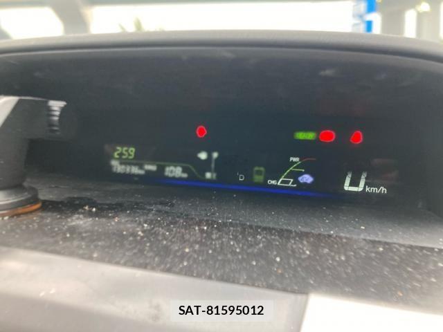 Toyota PRIUS ALPHA 2011-10 8745401-20