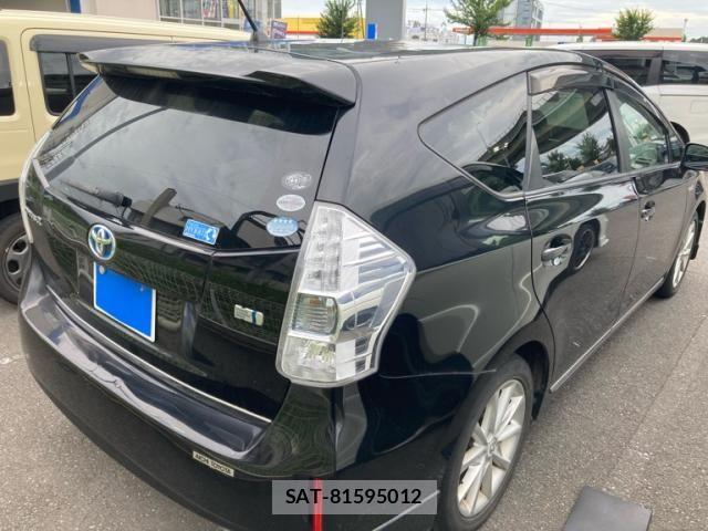 Toyota PRIUS ALPHA 2011-10 8745401-2